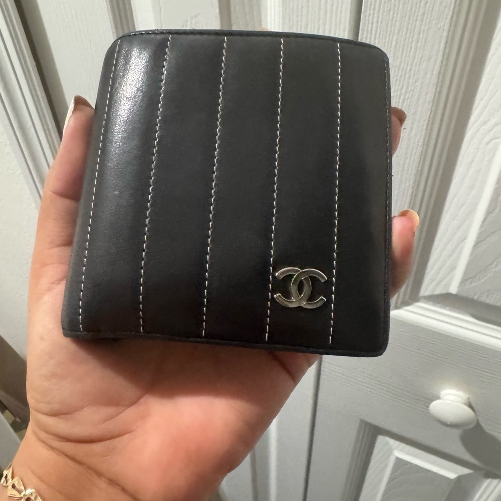 Chanel lambskin Black Leather Wallet W/COA - Picture 6 of 16